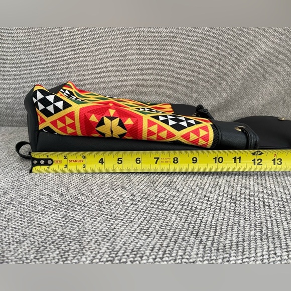 Frida Kahlo Vibrant Black and Red Geometric Backpack Puse - Picture 12 of 16